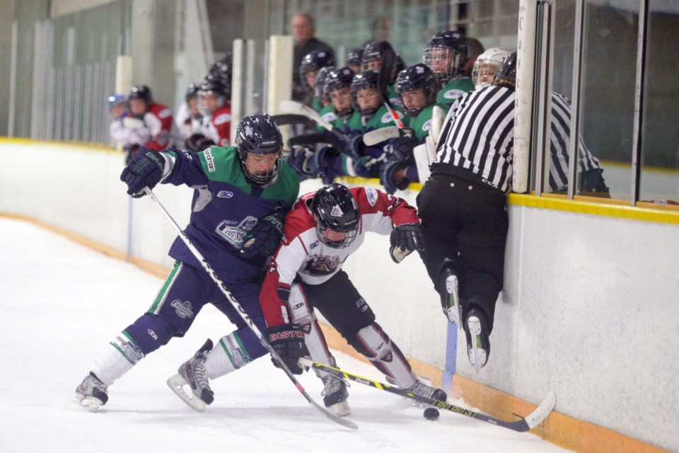 10-10-14
Major Midget team Vancouver NW Giants vs Fraser Valley Thunderbirds held at Burnaby Winter Club.
Photo: Lisa King