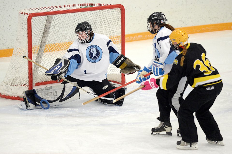 11-01-14
Burnaby/ New Westminster 18-plus Ringette vs RRA at Burnaby Lake Arena.
Photo: Jennifer Gauthier