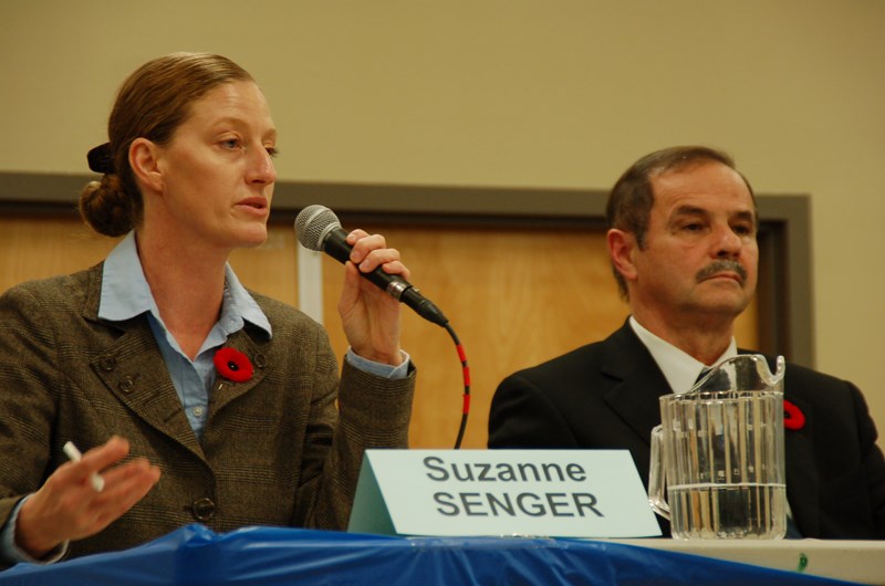 Gibsons mayoral candidates Suzanne Senger and Wayne Rowe at the Oct. 30 all-candidates meeting.