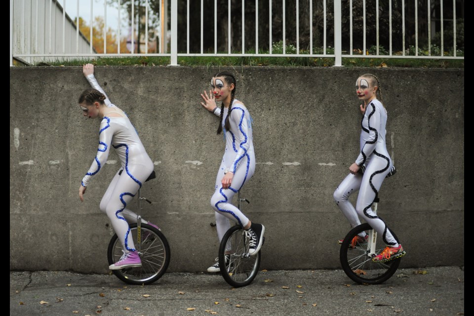 Performers from CircusWest’s Centre Stage programs showed off their skills during CircusWest held this this past Thursday to Sunday. Photograph by: Rebecca Blissett