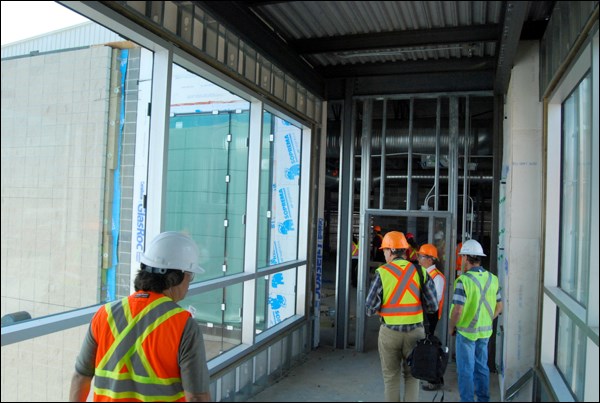A view of the walkway separating the fieldhouse and the curling rink.