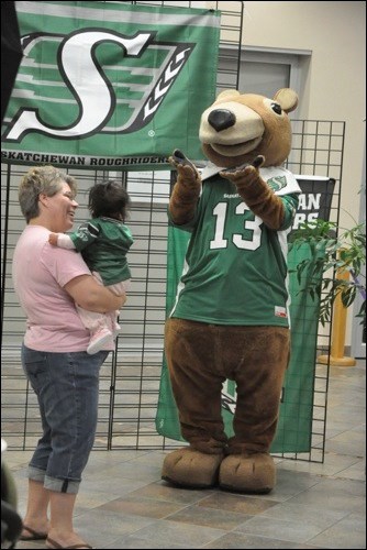 The Canadian Football League pre-season is underway and that means it is time for Saskatchewan Roughrider fans to again display their Rider Pride. Saturday, Roughrider&#8217;s mascot Gainer the Gopher was at the Territorial Place Mall posing with fans, as they had a chance to eat green cotton candy, compete in a Wii dance contest, and make a craft all in support of the Battlefords Boys and Girls Club.