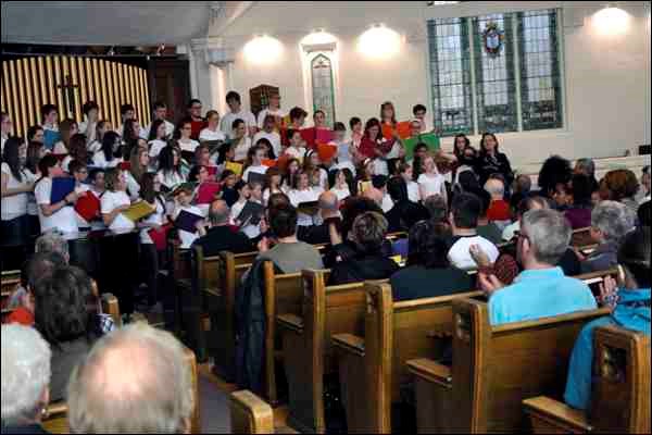 The seats were full and the voices rang out to the delight of an appreciative audience.