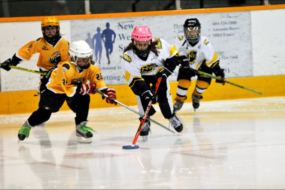 111014 - New Westminster, BC
Chung Chow photo
Annual Icebreaker Ringettes at Queen's Park Arena
U-10
Burnaby/NW Power Penguins (white) vs Coq/PM Thunder Bears
Penguin coach - Arlene Buckham (xxarlene-buckhamxx@hotmail.com)