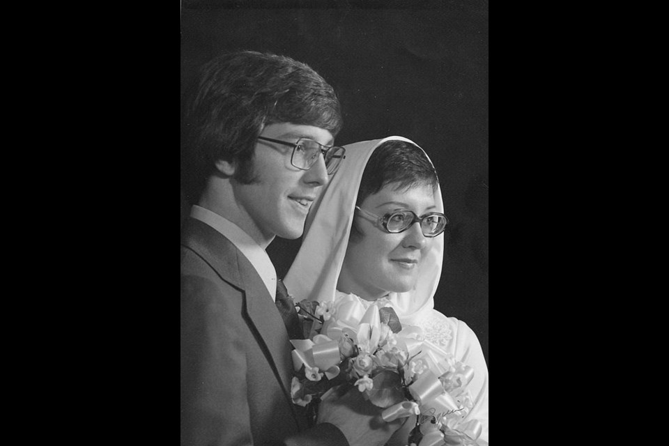 The Family of Bill and Anne Davidson would like to wish them a 
Happy 40th Anniversary!! Enjoy Hawaii you guys deserve it!