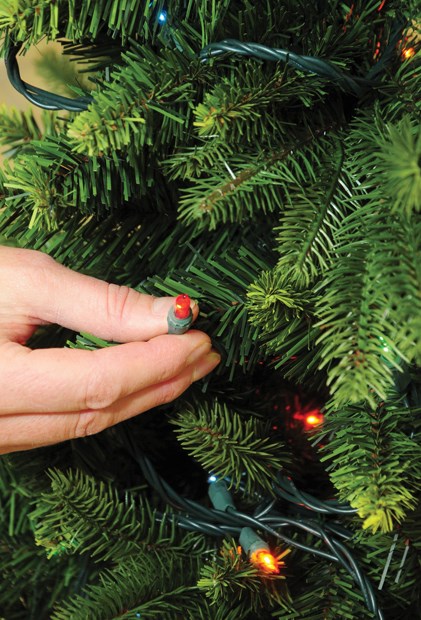 Tips for lighting your tree