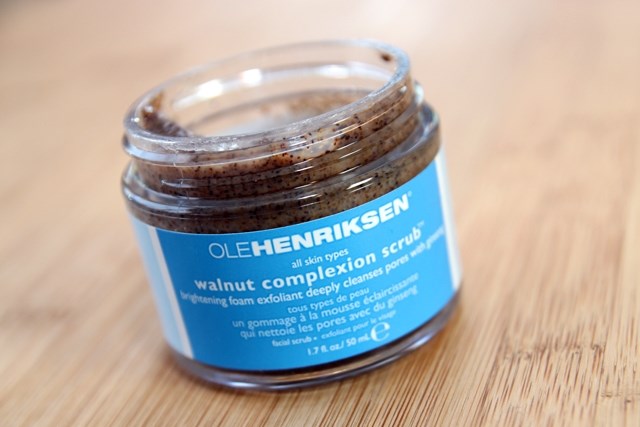 Ole Henriksen Walnut scrub