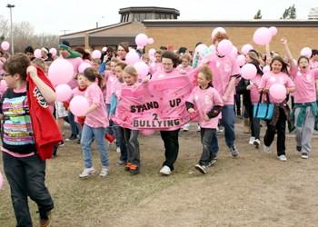 The kids of Yorkdale School stand up to bullying, holding an event dedicated to raising awareness of the problem and show their commitment to stopping it in their school.