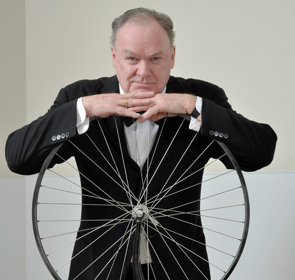 Burnaby Arts Council, Bill Thomson