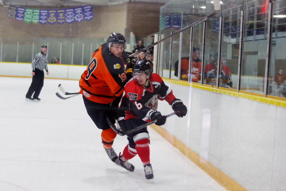 {113014}Hockey009/ Photo: Lisa King/New West Record/ Nov. 30, 2014. The Grandview Steelers vs Richmond Sockeyes, Pacific JR Hockey game at the Burnaby Winter Club