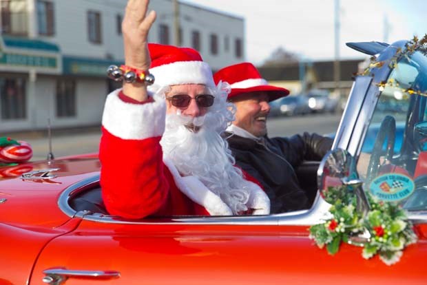 Santa arrives in Steveston_2