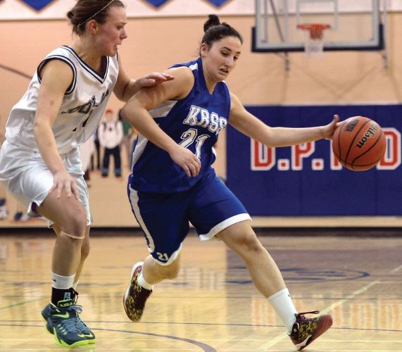 SPORTS-Sr.-Girls-bball.15.jpg