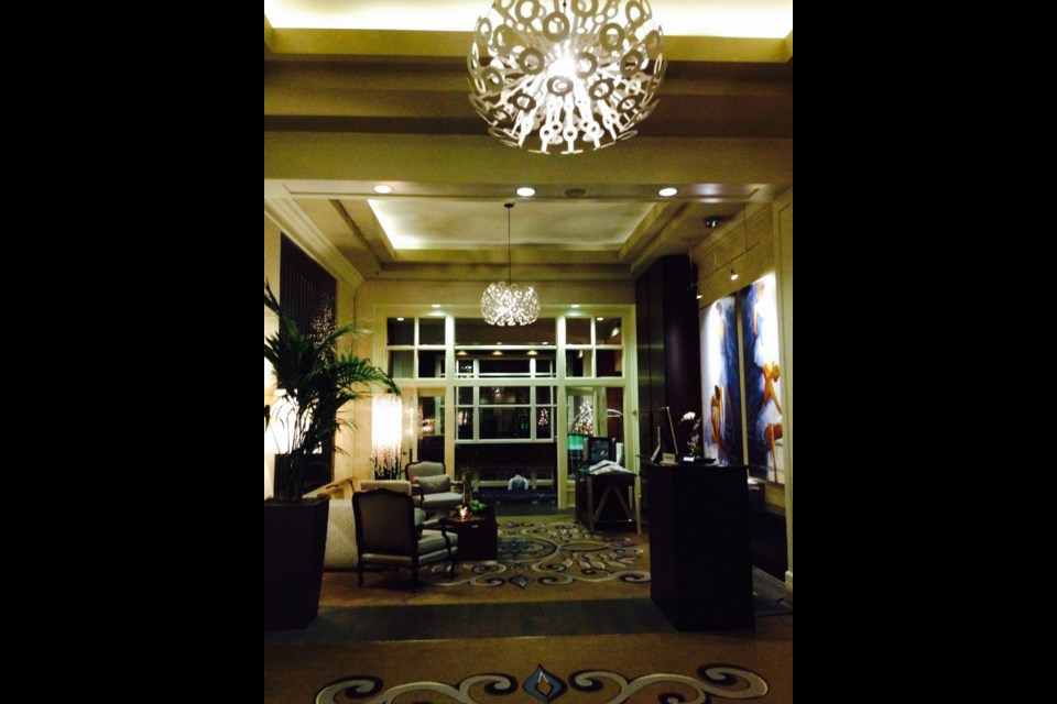 The lobby of the Alexis Hotel in Seattle is decorated for the holidays. Photo: Sandra Thomas