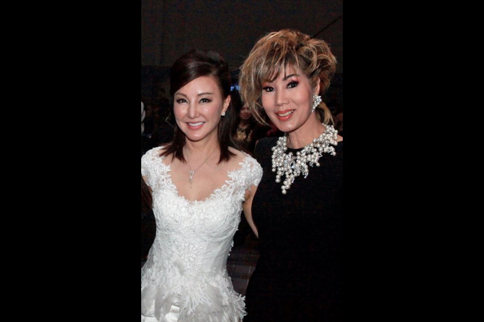 Fairchild Media’s Amy Fung, left, and Hong Kong singing sensation Thelma Leung were among attendees at the Miss Chinese Vancouver Pageant and fundraising dinner, which raised more than $300,000 for the Canadian Cancer Society.
