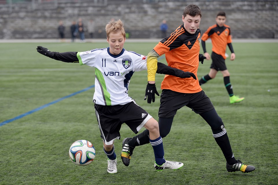 10-01-14
Cliff Avenue Tesan vs VUFC Santos in 4 District u-14 boys gold soccer.
Photo: Jennifer Gauthier