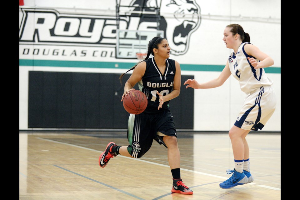 01-17-14
Douglas College Royals women's basketball vs Vancouver Island University in PacWest league game.
Photo: Jennifer Gauthier