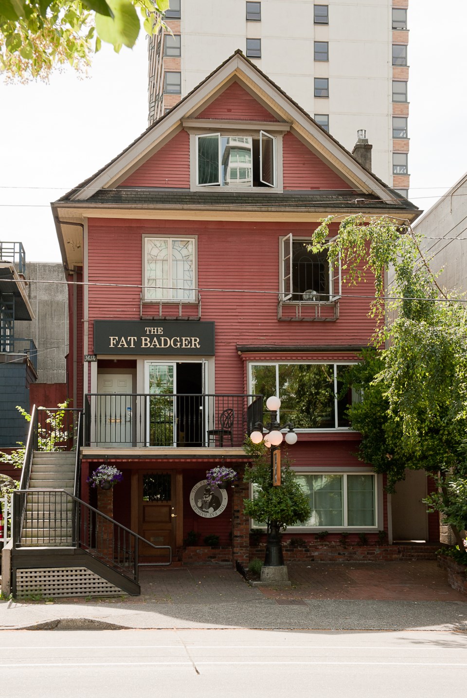 Dish FAT BADGER-7845.jpg
