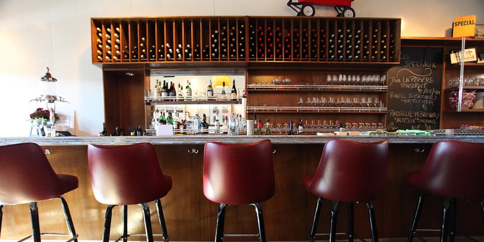 Bistro Wagon Rouge