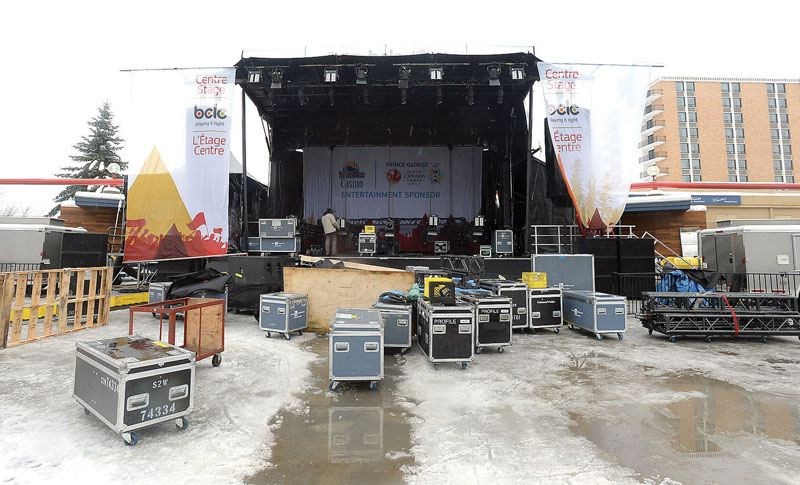 Settign-the-stage.12.jpg