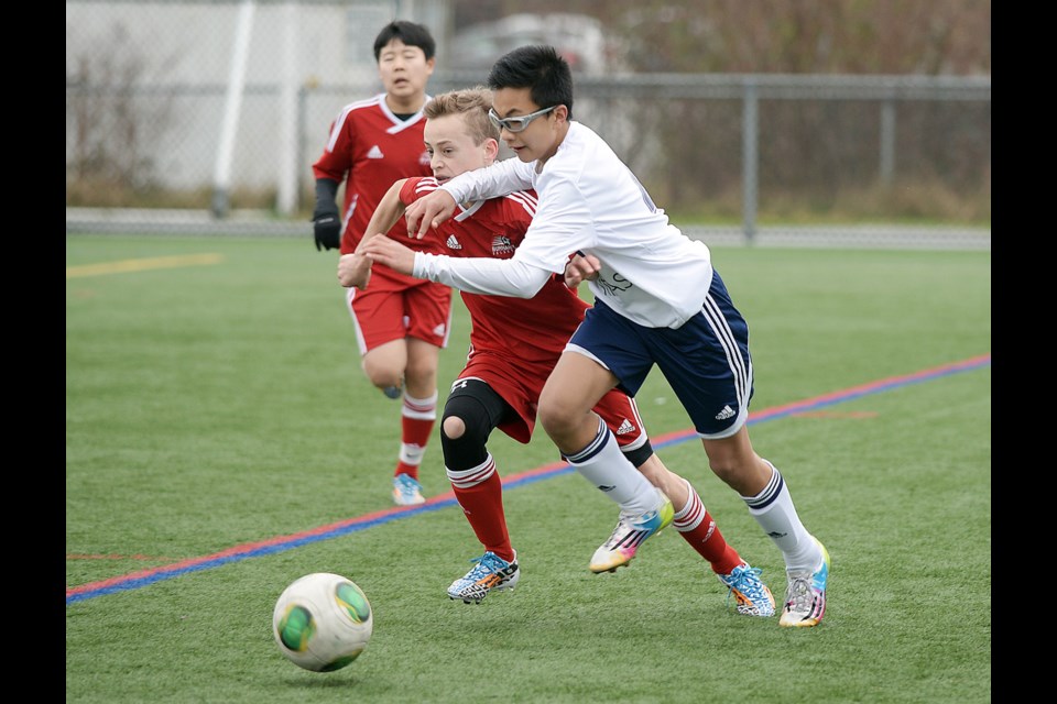 02-14-15
Burnaby Selects vs Vancouver FC under 14 boys metro league soccer at Burnaby Lakes.
Photo: Jennifer Gauthier