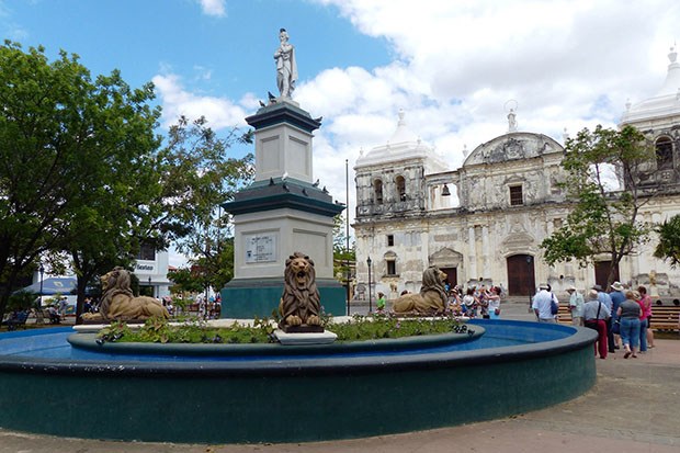 Leon Fountain & Cathedral reflects the city's Liberal history.