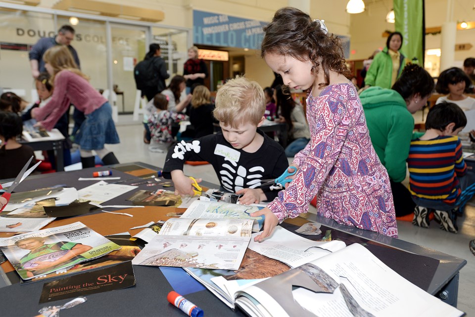 Youngsters take part in a free ArtStarts workshop at River Market.
