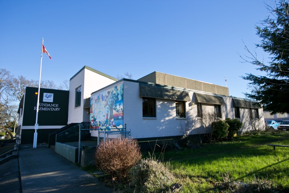 Victoria’s Sundance Elementary School gets new life, en français
