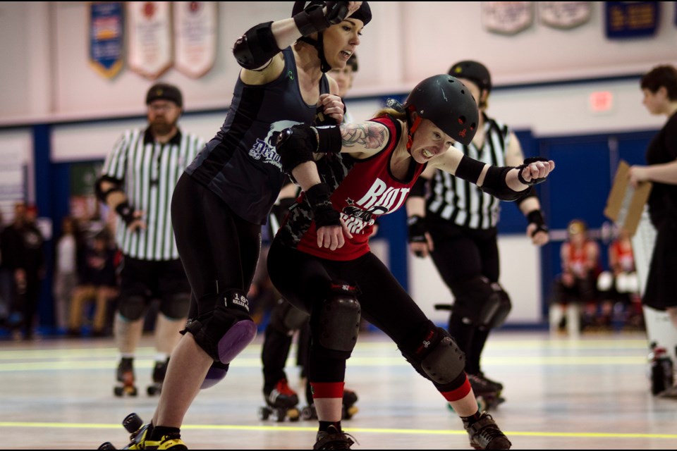 Hurt Russell throws a hit against Pina Collision. A close game all the way through, in the end the Riot Girls came out on top beating the Deadlies 142 to 126.
