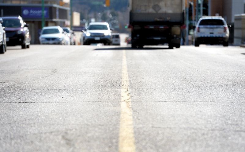 Road-line-painting.15.jpg