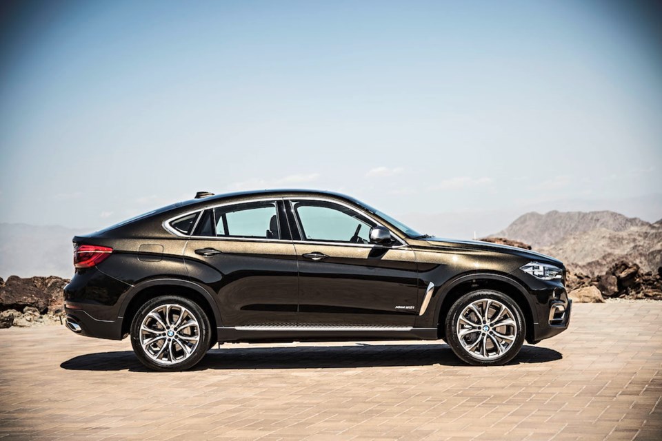 If you are looking for a unique SUV that offers coupe-like performance, the BMW X6 is the only vehicle for you.