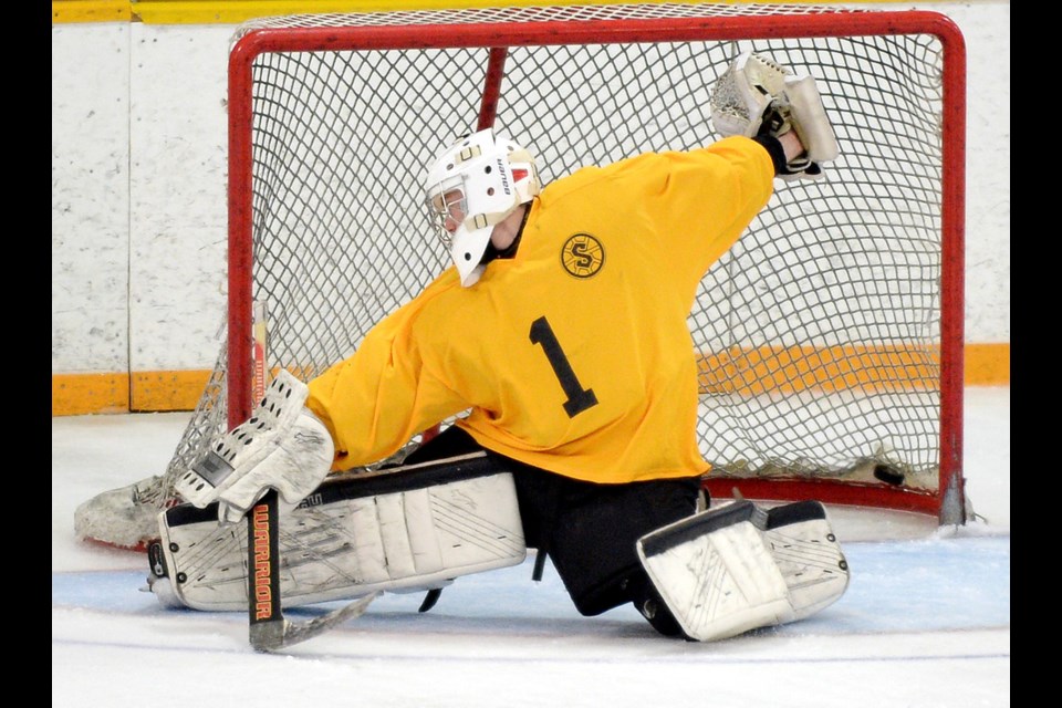 06-13-15
The Grandview Steelers junior B hockey evaluation camp at the Burnaby Winter Club
Photo: Jennifer Gauthier