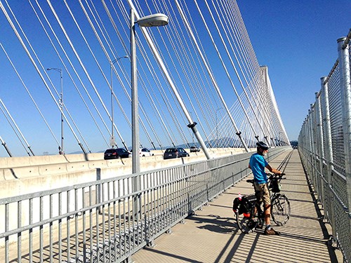 HUB Cycling Port Mann Bridge path