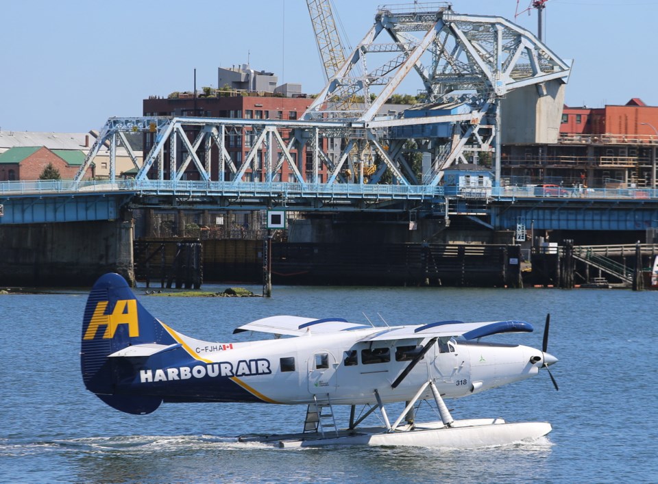 VKA harbour air 0366.jpg