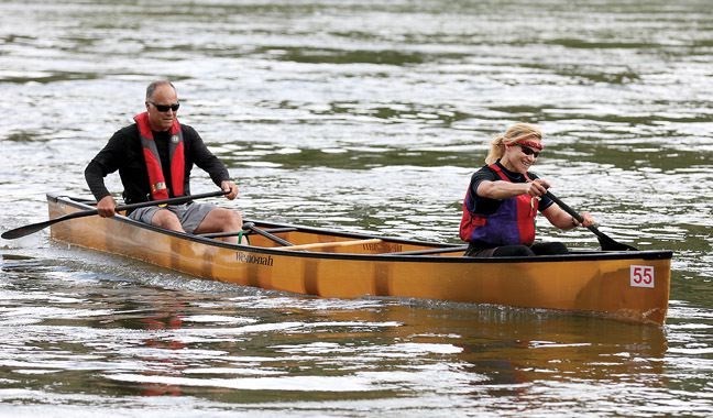 SPORT-canoe-race-mishaps.jpg