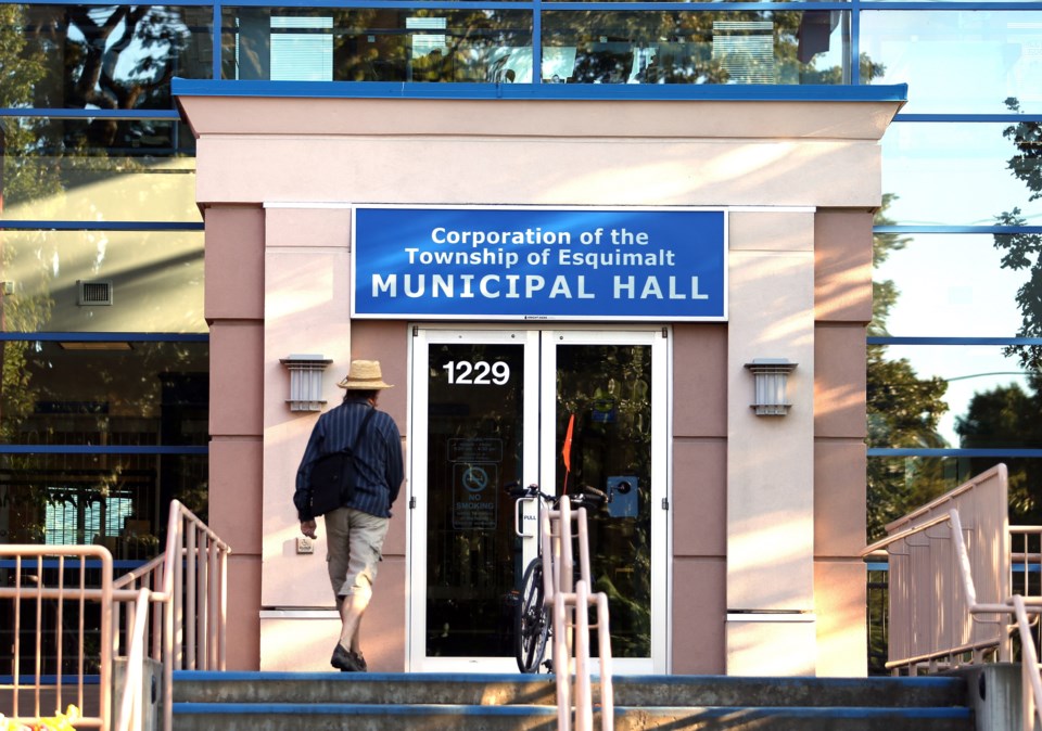 Esquimalt municipal hall photo