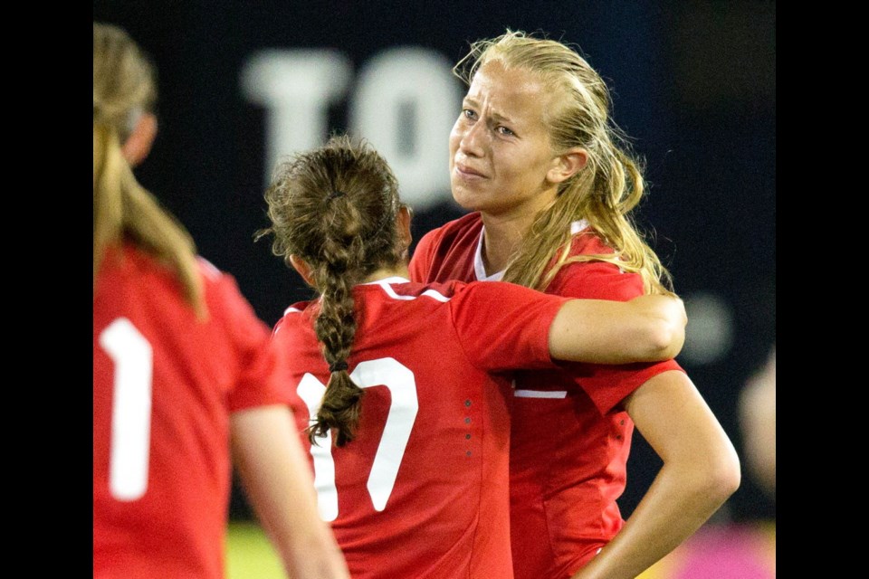 Canada falls to Argentina in Pan Am women's field hockey final