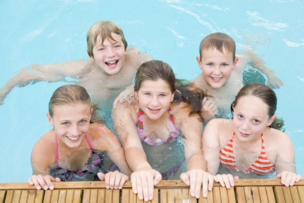 kids swimming