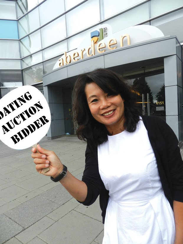 Dating auction