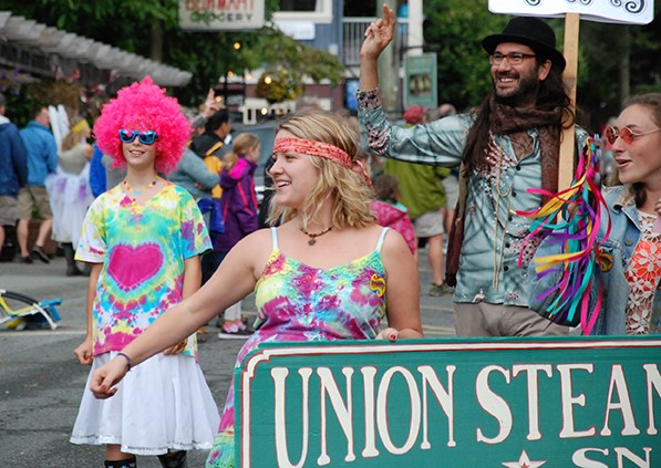 Bowfest Parade