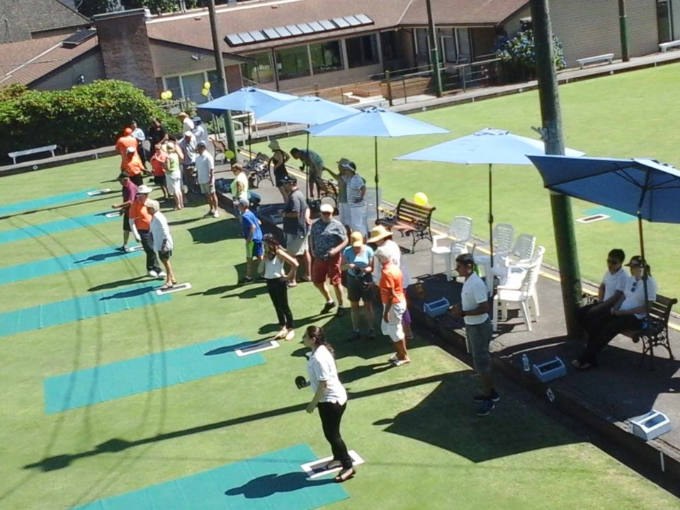 lawn bowling