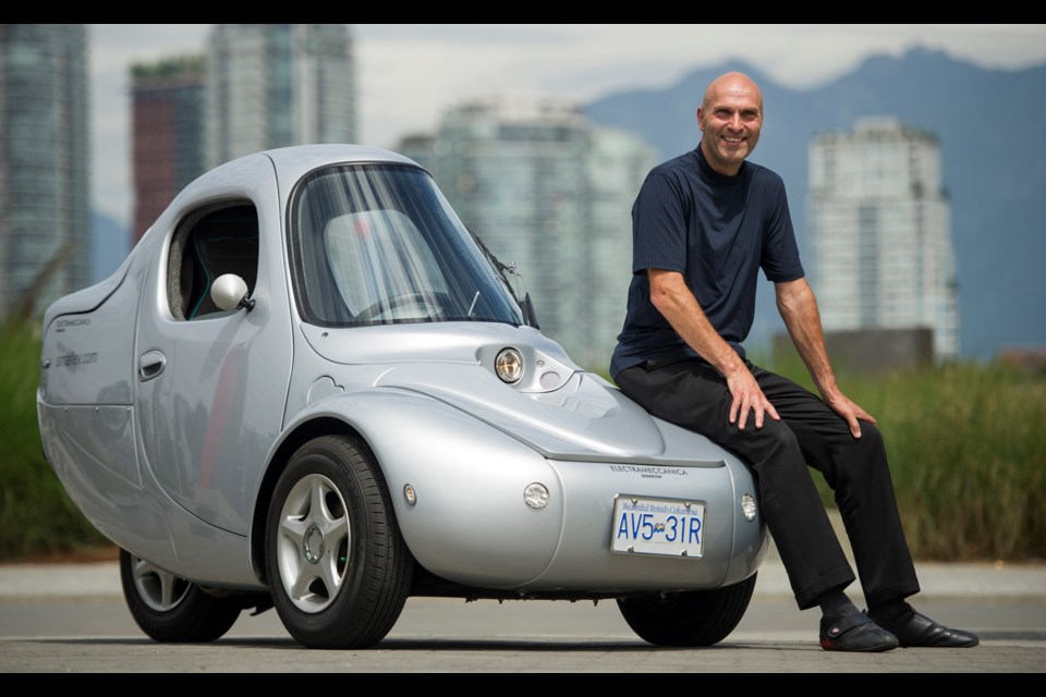 Jerry Kroll, CEO of ElectraMeccanica, has joined forces with Henry Reisner, whose family’s business, InterMeccanica has been building custom vehicles and automobile parts since 1959, to produce the Sparrow. The Sparrow is the prototype for the new Solo, an electric vehicle.