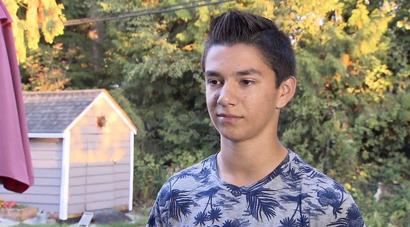 Port Coquitlam youth stabs bear