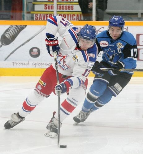 SPORTS-Kings-lose-to-Vees.5.jpg