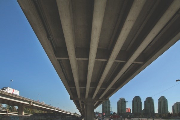 The City of Vancouver is pushing to remove the viaducts, part of a never-completed downtown freeway, to make way for housing development and a park. Photo Rob Kruyt