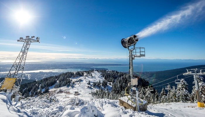 snowmaking machine