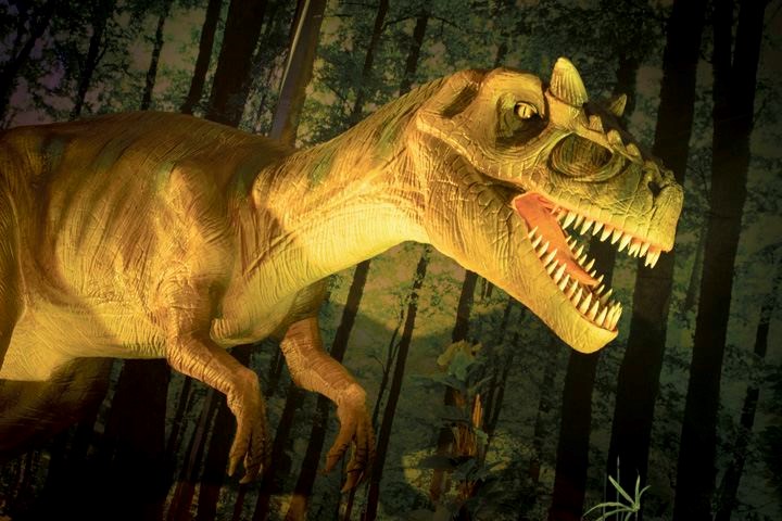 touring dinosaur exhibition