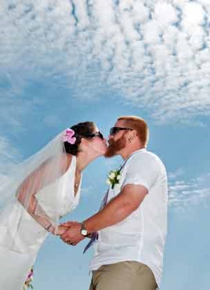 Dana Orchansky and Toby Barratt wed in a small ceremony on Bowen Island on July 28. They later celebrated the marriage with a reception in West Vancouver. The couple wishes to thank those who took part in their special day!