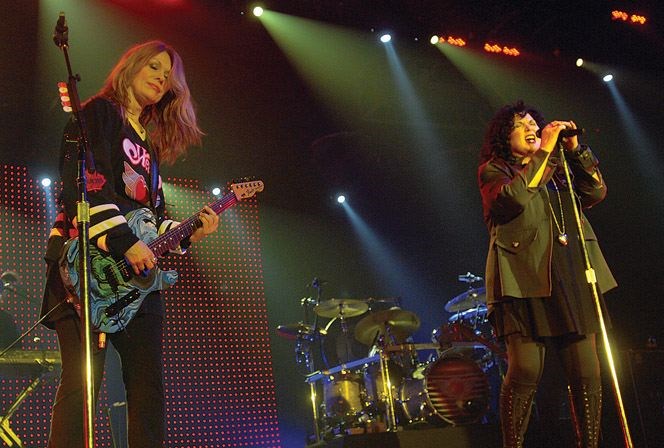 heart--joan-jett-to-cn-cent.jpg