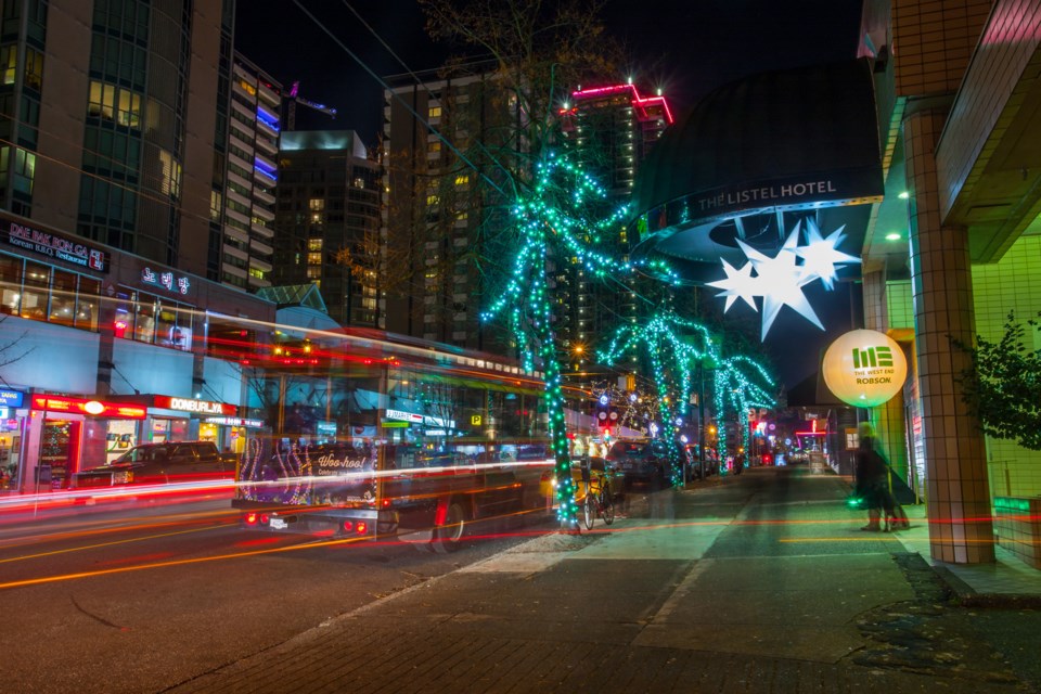 West End Lumiere 1119