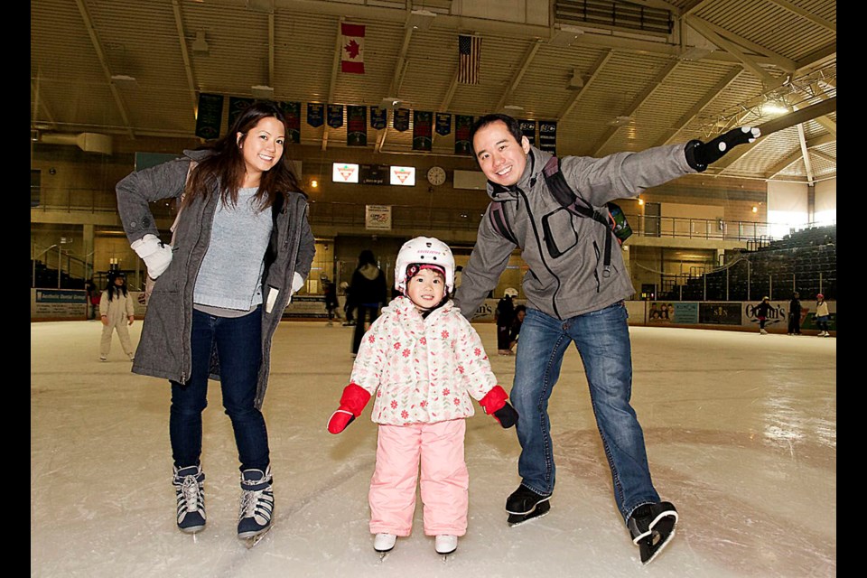 Family skating (seen here at the Bill Copeland Sports Centre’s Santa Skate in 2013) can be a good outing – and the inspiration for a Christmas gift. Why not get some skates and passes for family skating sessions as a Christmas gift?
